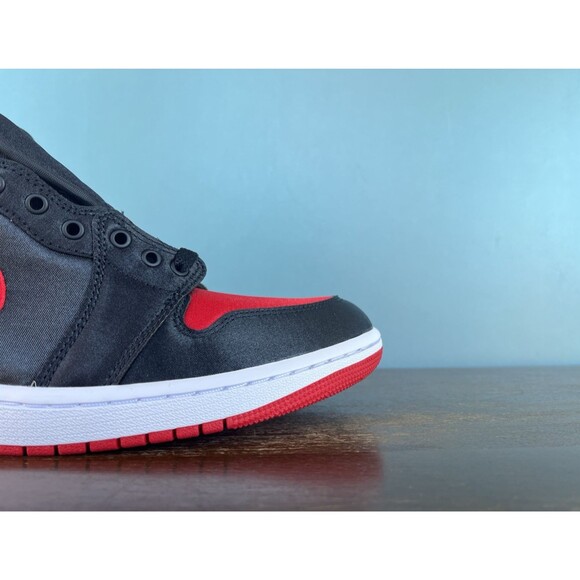 Nike Air Jordan 1 Retro High OG "Satin Bred" Women's Size 12 (10.5M) FD4810-061 - Picture 5 of 10